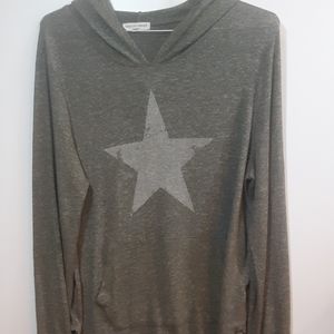 Grayson/Threads gray pull over